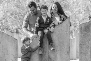 Familienfoto mit Kindern von Fotograf Flotzinger in Wels-Land